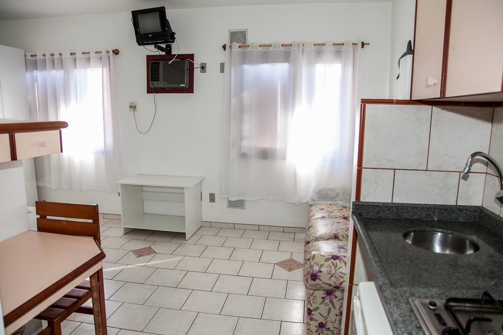 Residencial Ilha Dourada Ξενοδοχείο Governador Celso Ramos Δωμάτιο φωτογραφία